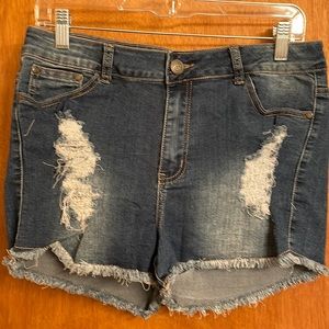 NWT - denim shorts